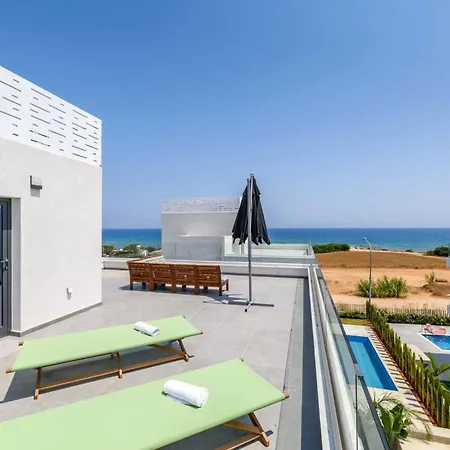 Villa By The Nova Seaview